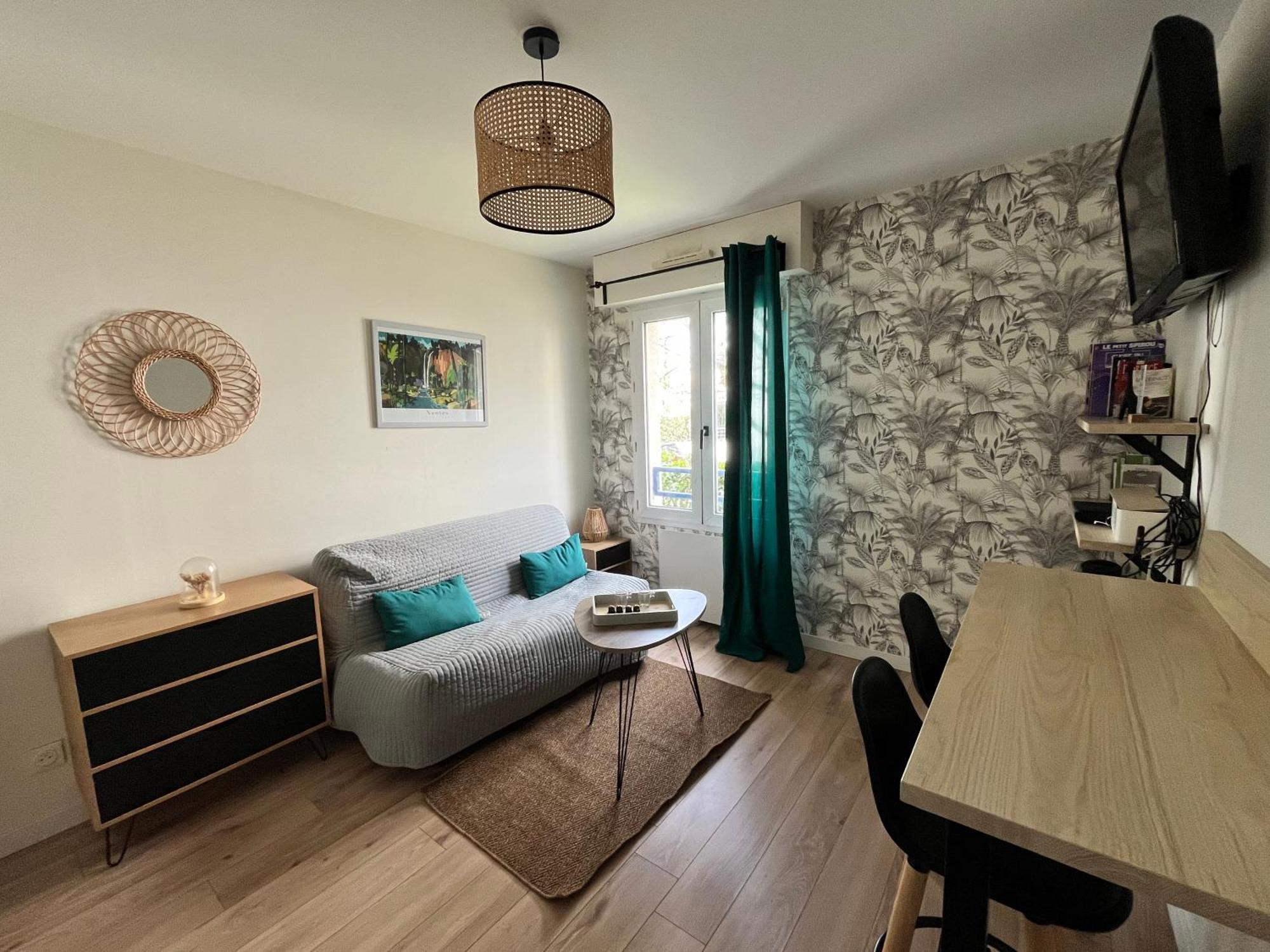 Agreable Studio Calme - Proche Tramway Et Centre น็องต์ ภายนอก รูปภาพ